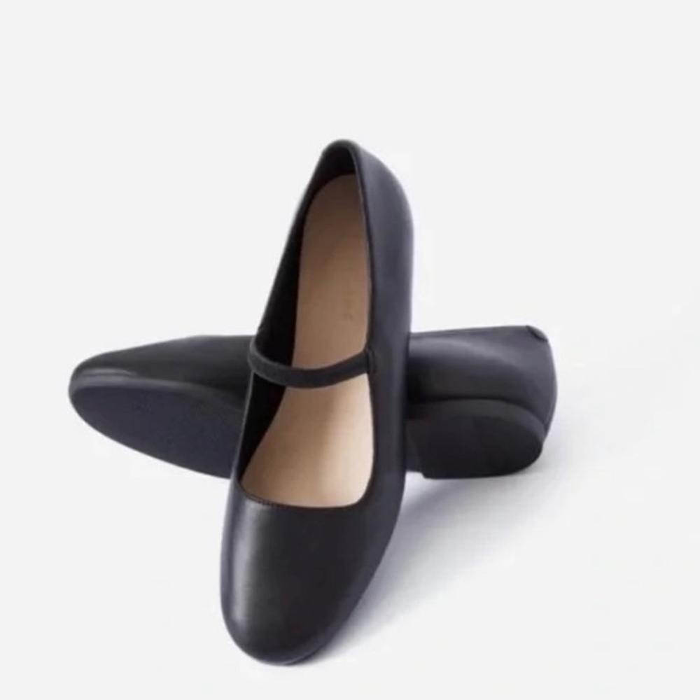 Everlane Mary Jane Nappa black leather